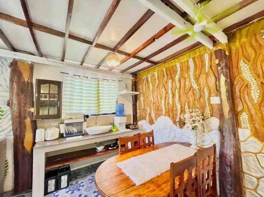 Precious Homestay Burgos  Εξωτερικό φωτογραφία